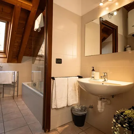 Bernina Express Eco Rooms&breakfast Tirano