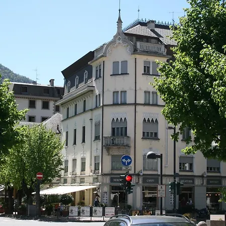 Bernina Express Eco Rooms&breakfast Guest house