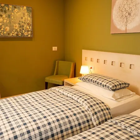 Bernina Express Eco Rooms&breakfast