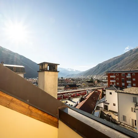 Bernina Express Eco Rooms&breakfast Πανσιόν